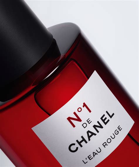 chanel black water bottle|no 1 Chanel l'eau rouge.